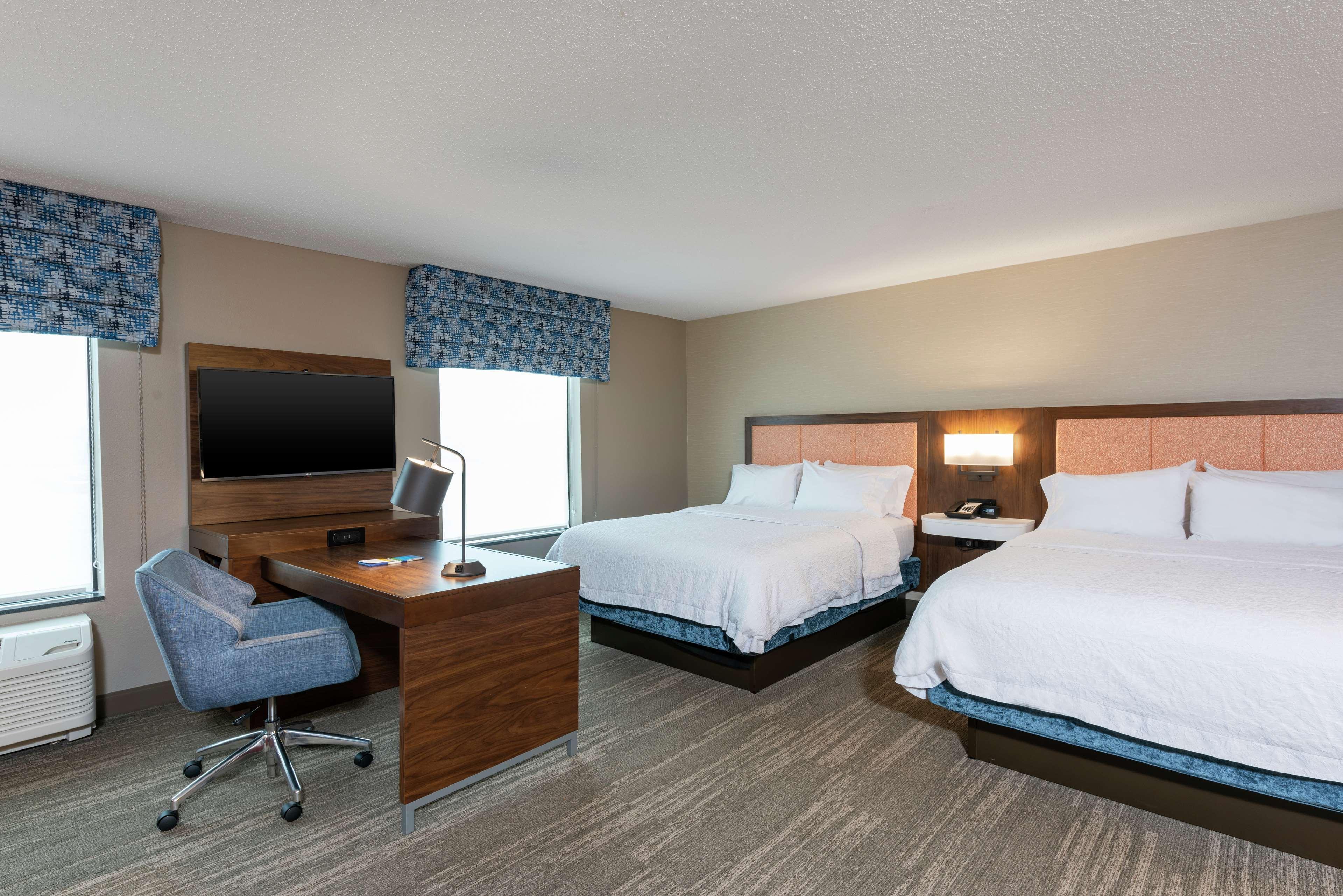 Hotel Hampton & Marshalltown